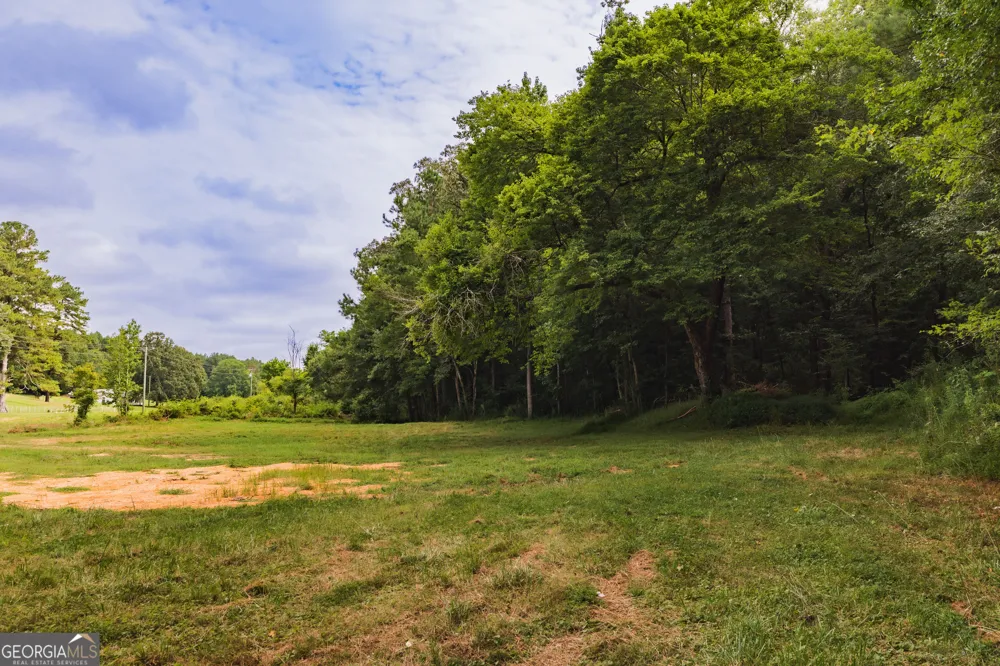 1910 Ridgeway RD Trion, GA 30753