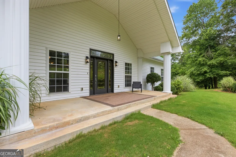 315 Duncan Bridge LN Cornelia, GA 30531