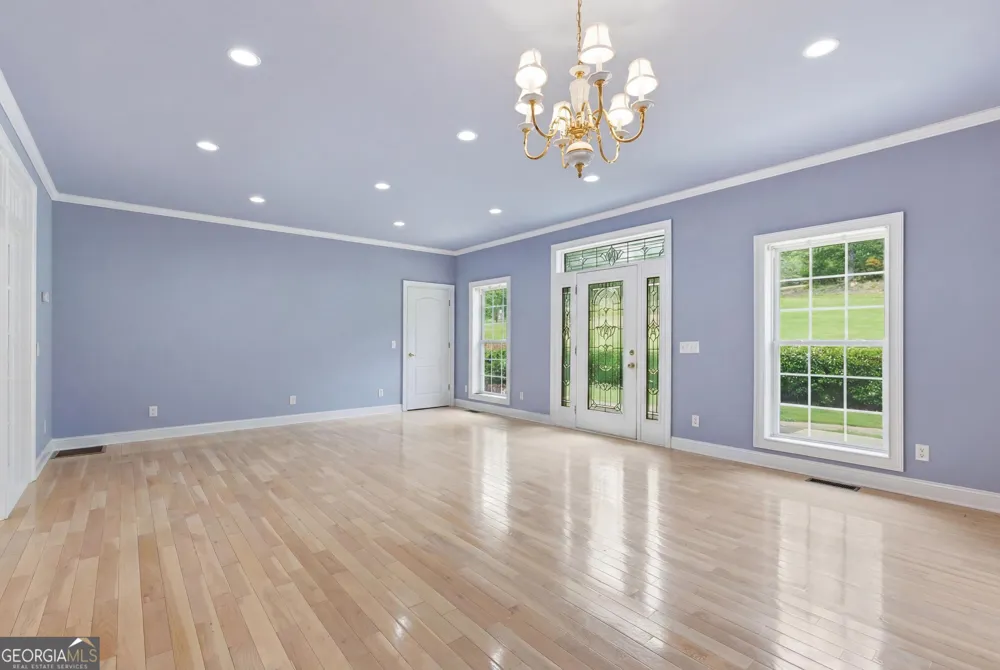 315 Duncan Bridge LN Cornelia, GA 30531
