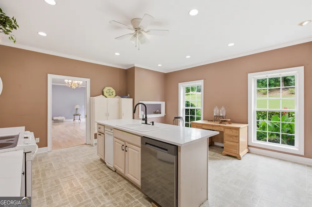 315 Duncan Bridge LN Cornelia, GA 30531