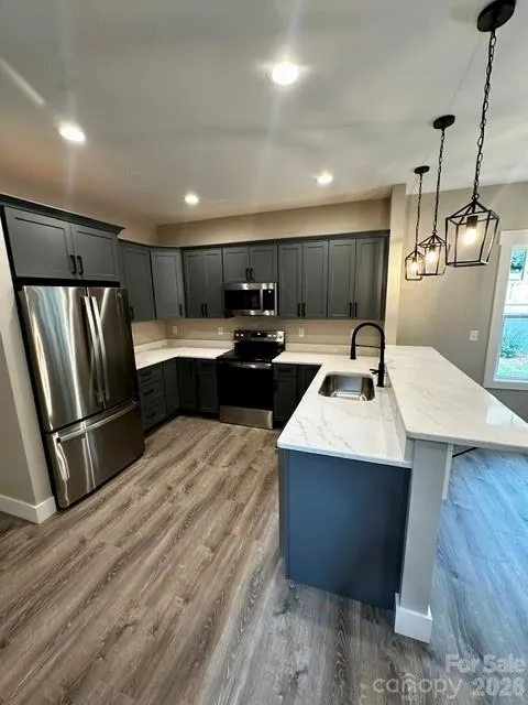 310 Ninth Street Black Mountain, NC 28711