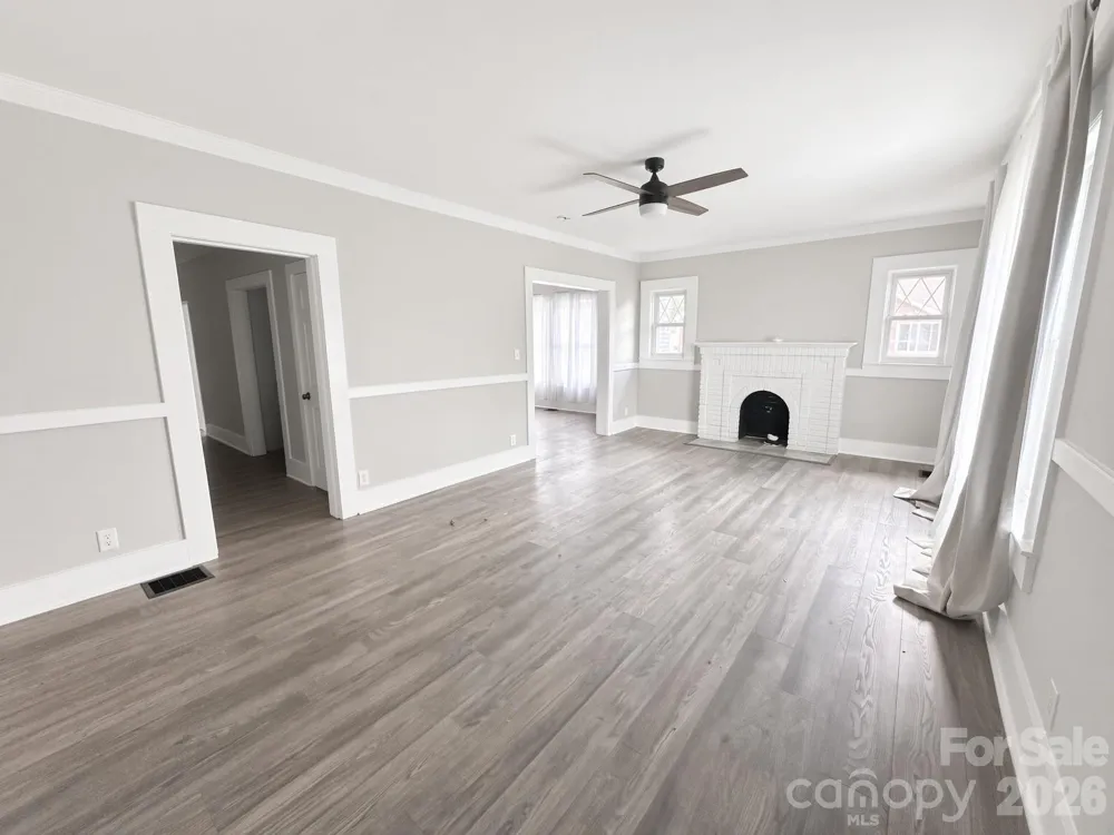 2709 Main Avenue Newton, NC 28658