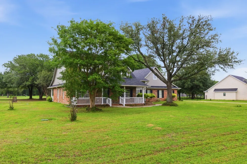 249 Private Road 5940 Emory, TX 75440