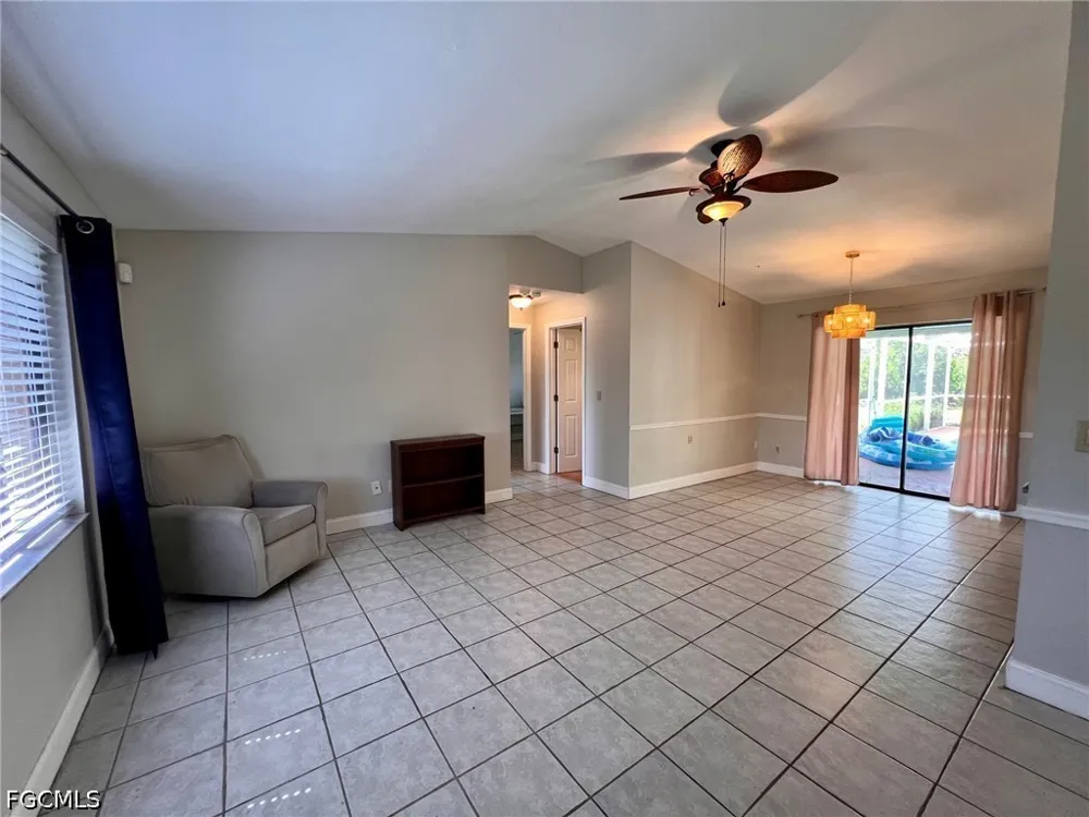 SW 9th Place Cape Coral, FL 33914