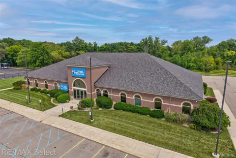 2305 S Center Road