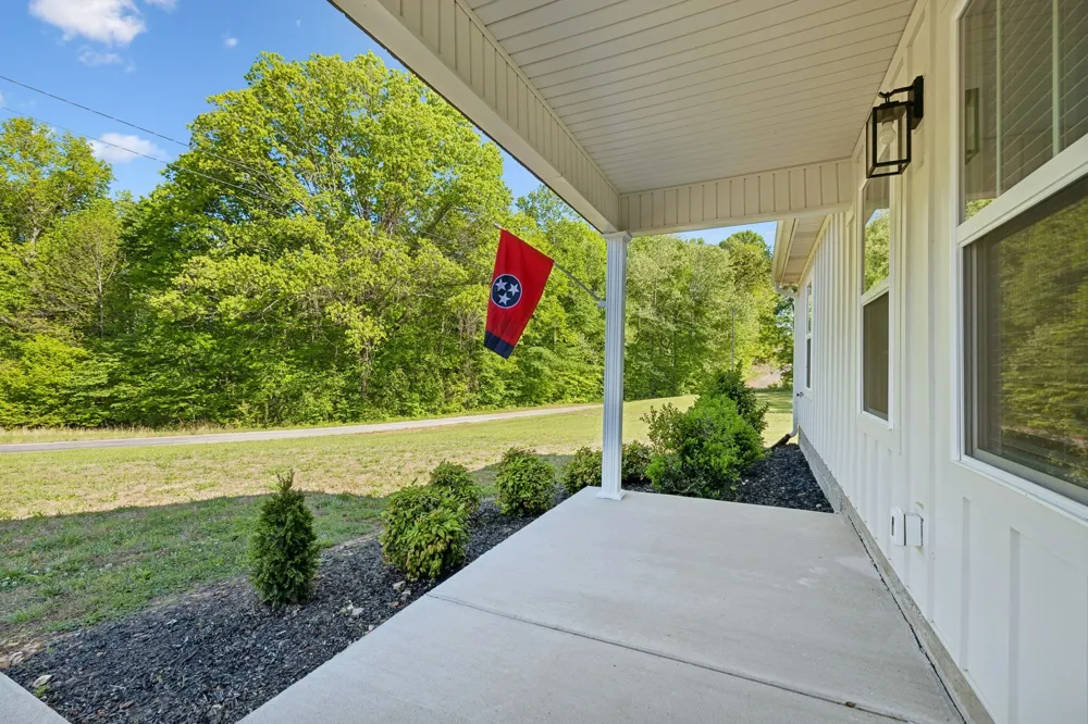 300 Still Point Rd Smithville, TN 37166