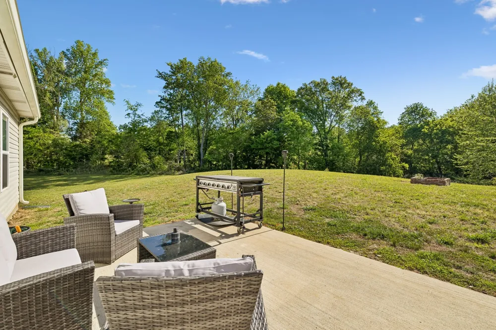300 Still Point Rd Smithville, TN 37166