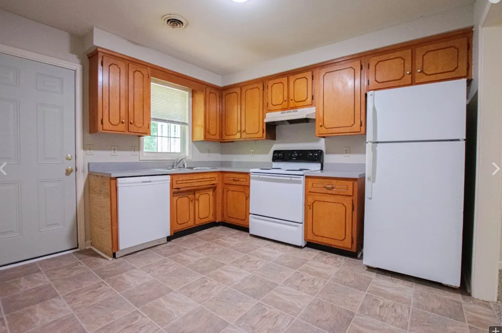 344 Dupuis Dr Clarksville, TN 37042