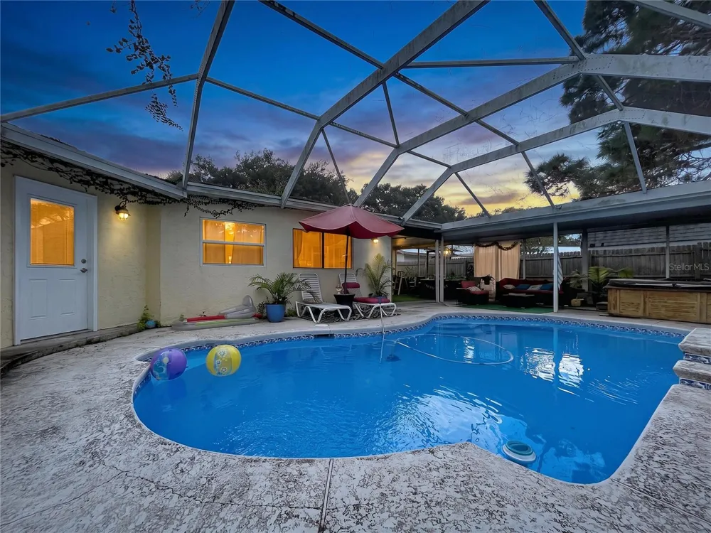 6250 CEDARBROOK DRIVE Pinellas Park, FL 33782
