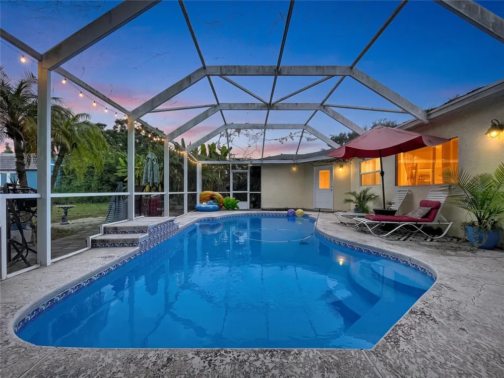6250 CEDARBROOK DRIVE Pinellas Park, FL 33782