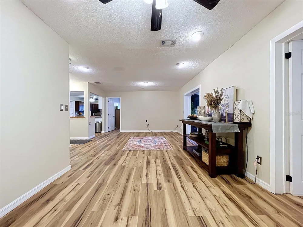 6250 CEDARBROOK DRIVE Pinellas Park, FL 33782