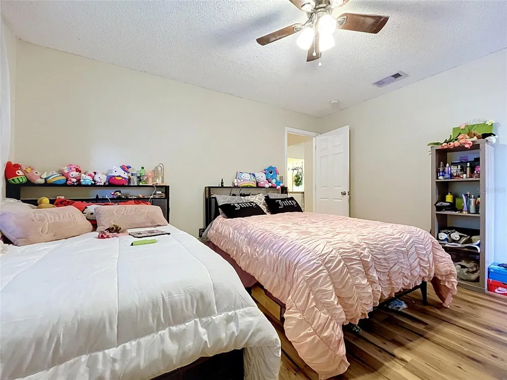 6250 CEDARBROOK DRIVE Pinellas Park, FL 33782