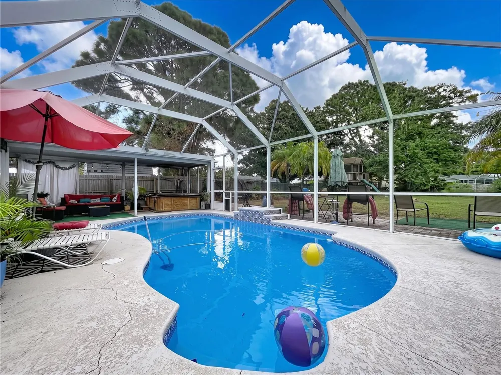 6250 CEDARBROOK DRIVE Pinellas Park, FL 33782