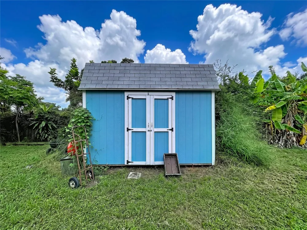 6250 CEDARBROOK DRIVE Pinellas Park, FL 33782