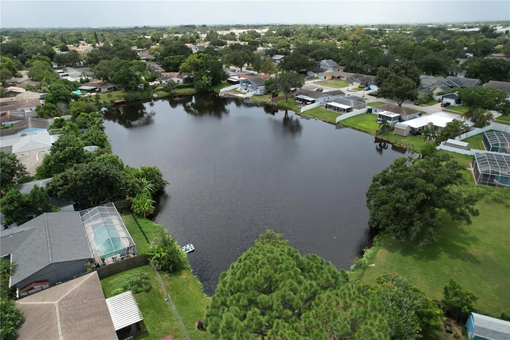6250 CEDARBROOK DRIVE Pinellas Park, FL 33782