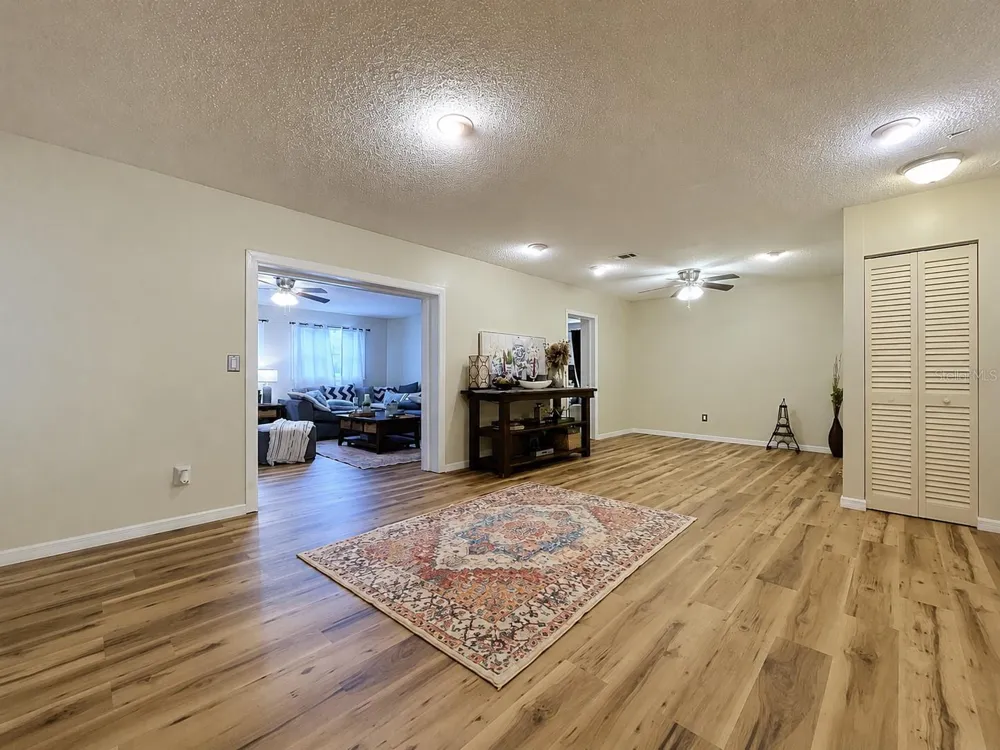 6250 CEDARBROOK DRIVE Pinellas Park, FL 33782