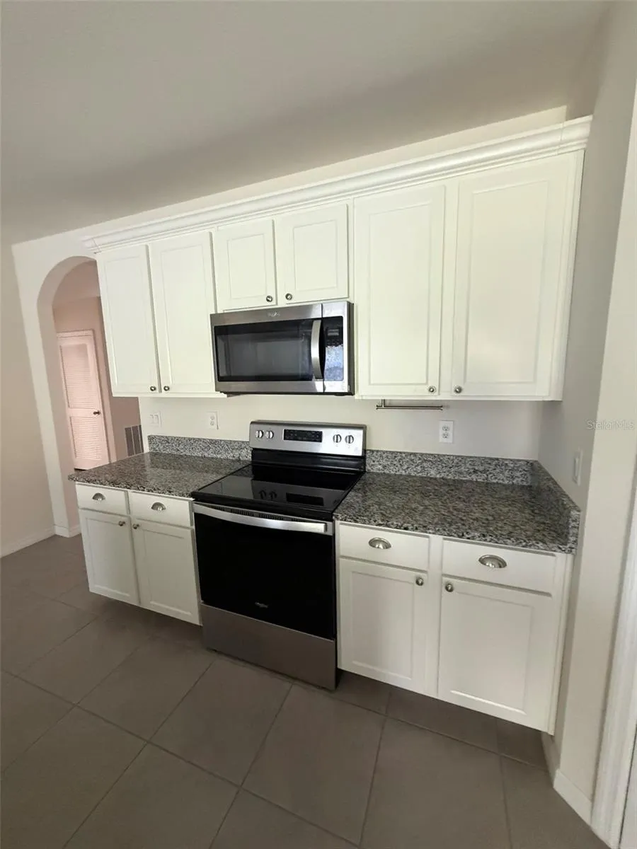 801 BAYLOR DRIVE Deltona, FL 32725