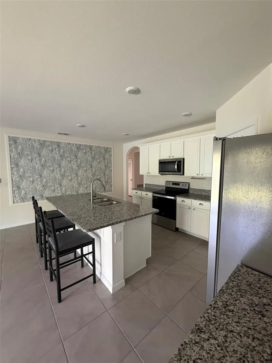 801 BAYLOR DRIVE Deltona, FL 32725
