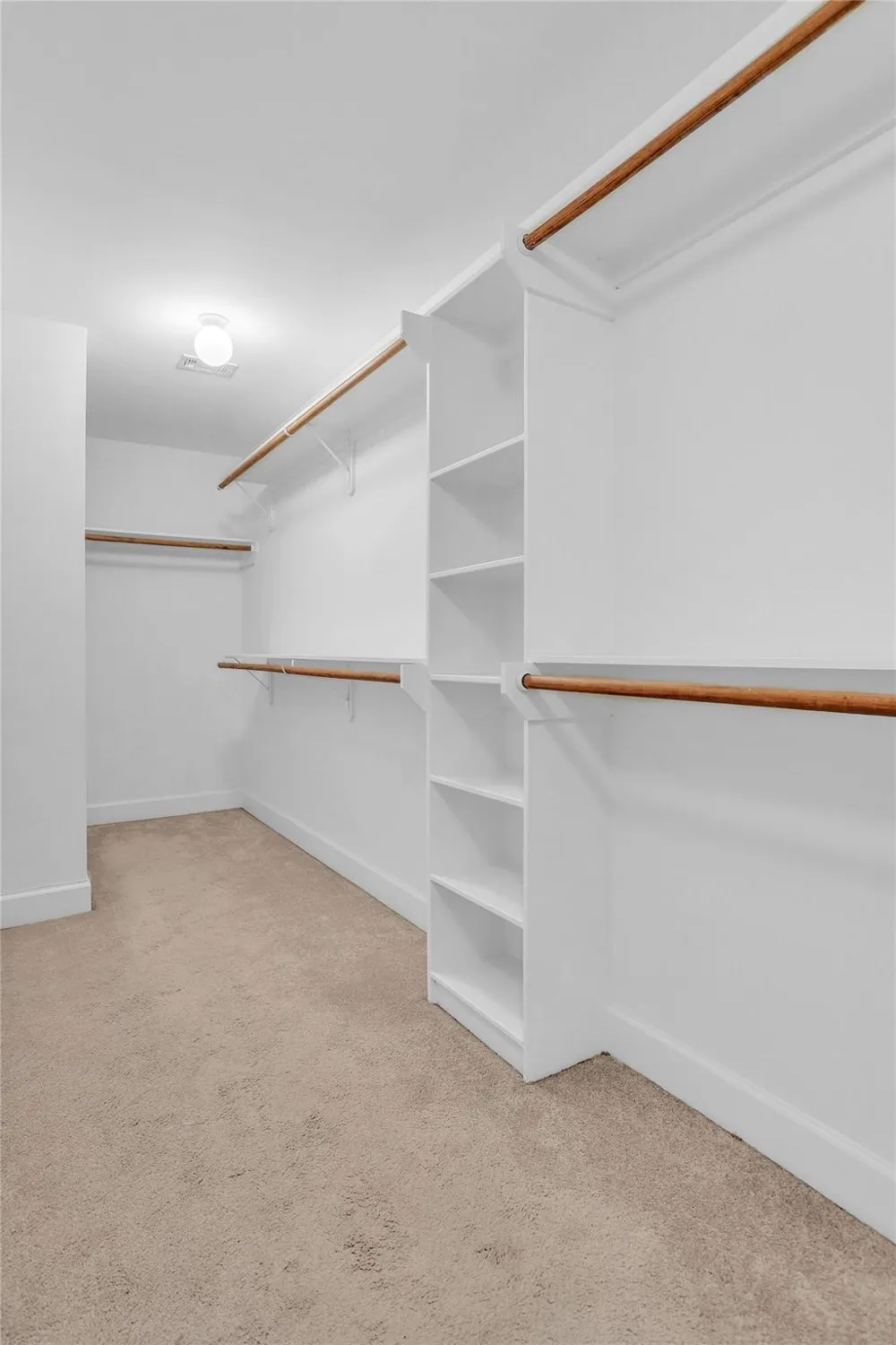 919 E 36th Street Houston, TX 77022