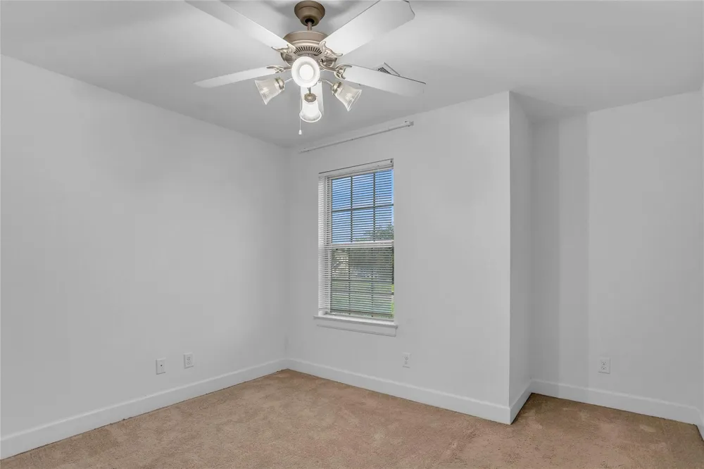 919 E 36th Street Houston, TX 77022