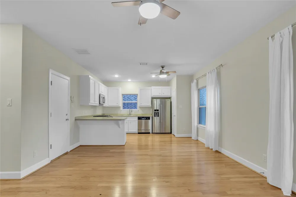 919 E 36th Street Houston, TX 77022