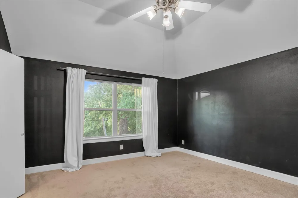 919 E 36th Street Houston, TX 77022