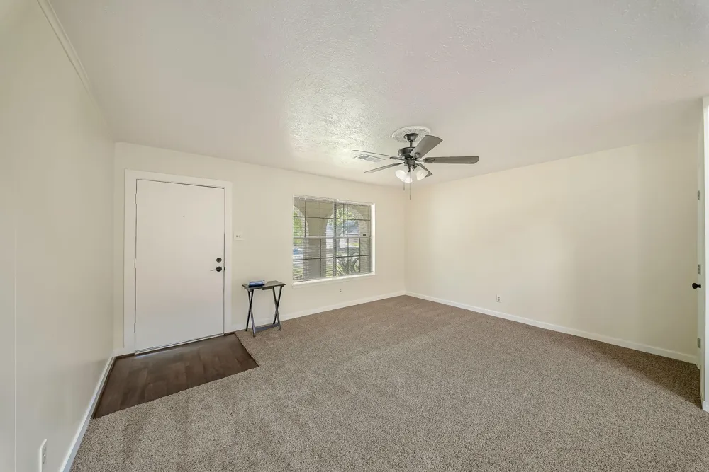 1410 Parkside Drive Pasadena, TX 77502