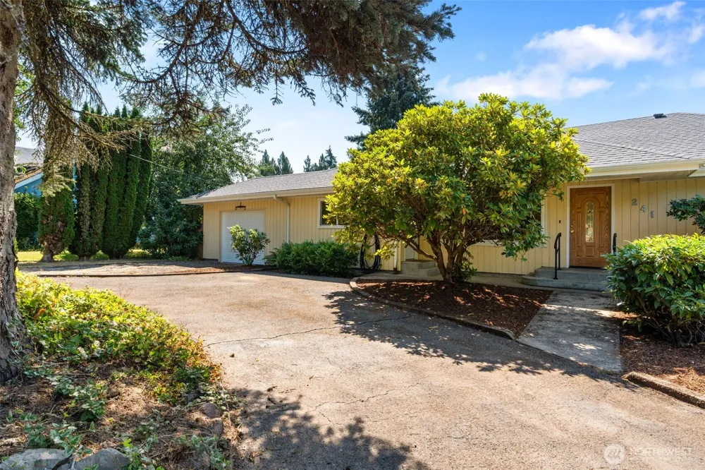 241 Buland Drive Castle Rock, WA 98611