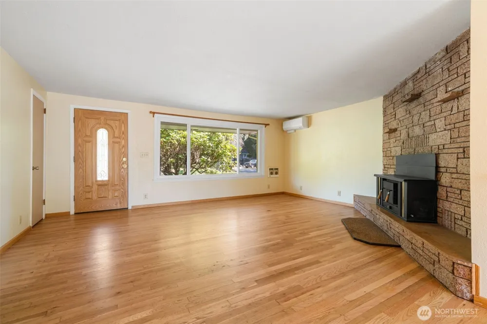 241 Buland Drive Castle Rock, WA 98611