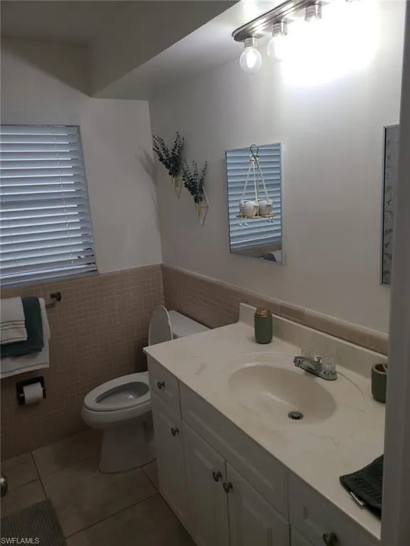 5365 Delano Court Cape Coral, FL 33904
