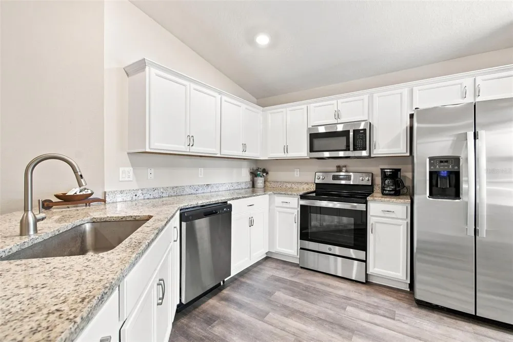 10535 S DREW BRYANT CIRCLE Floral City, FL 34436