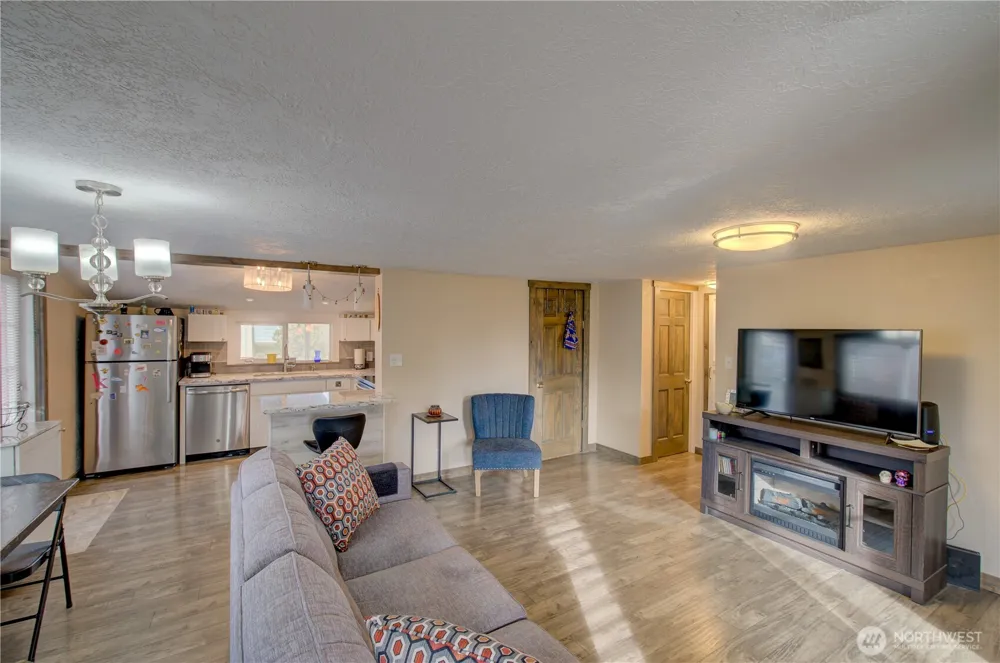 1213 269th Place Ocean Park, WA 98640