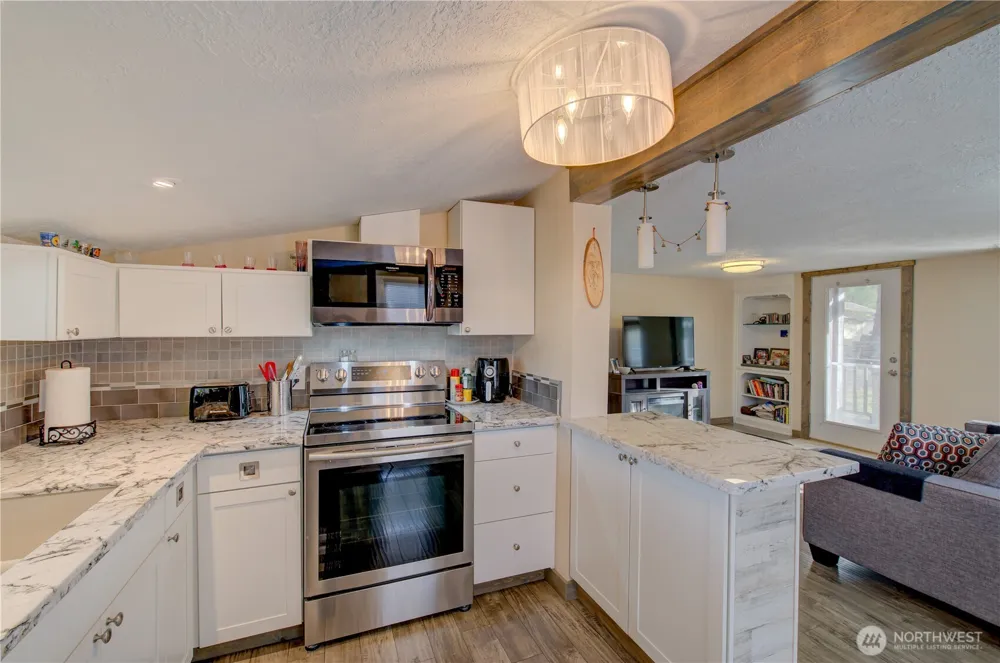 1213 269th Place Ocean Park, WA 98640