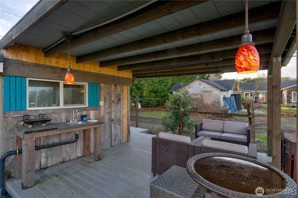 1213 269th Place Ocean Park, WA 98640
