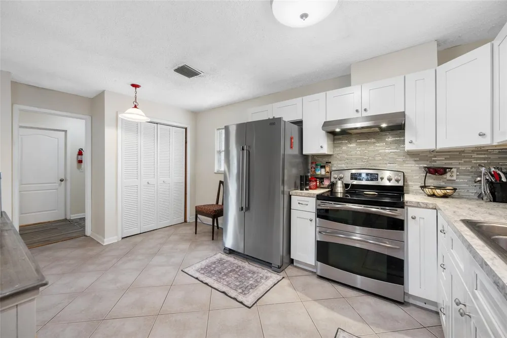 7128 64TH WAY Pinellas Park, FL 33781