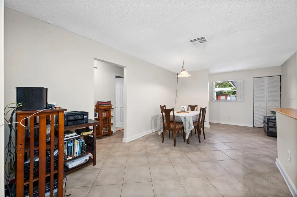 7128 64TH WAY Pinellas Park, FL 33781