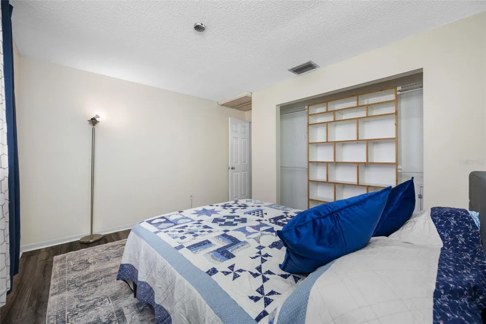 7128 64TH WAY Pinellas Park, FL 33781