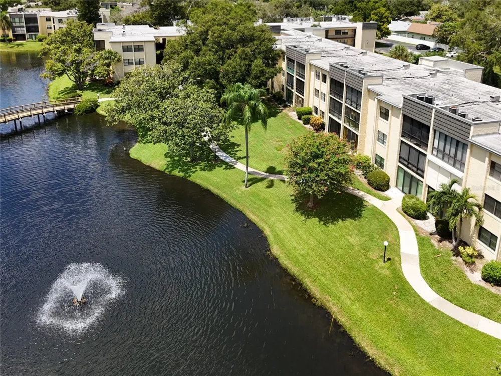 14130 ROSEMARY LANE #3215 Largo, FL 33774