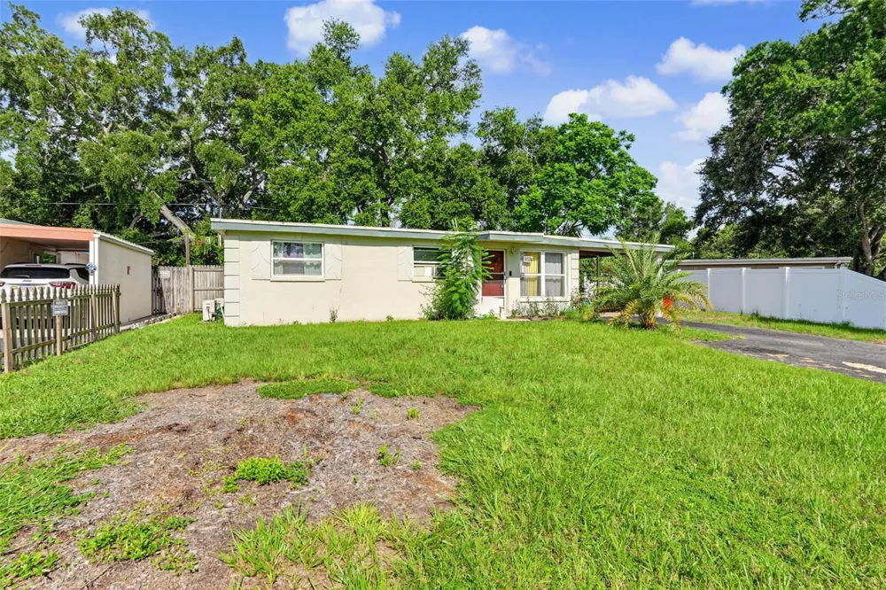 9374 84TH STREET Seminole, FL 33777