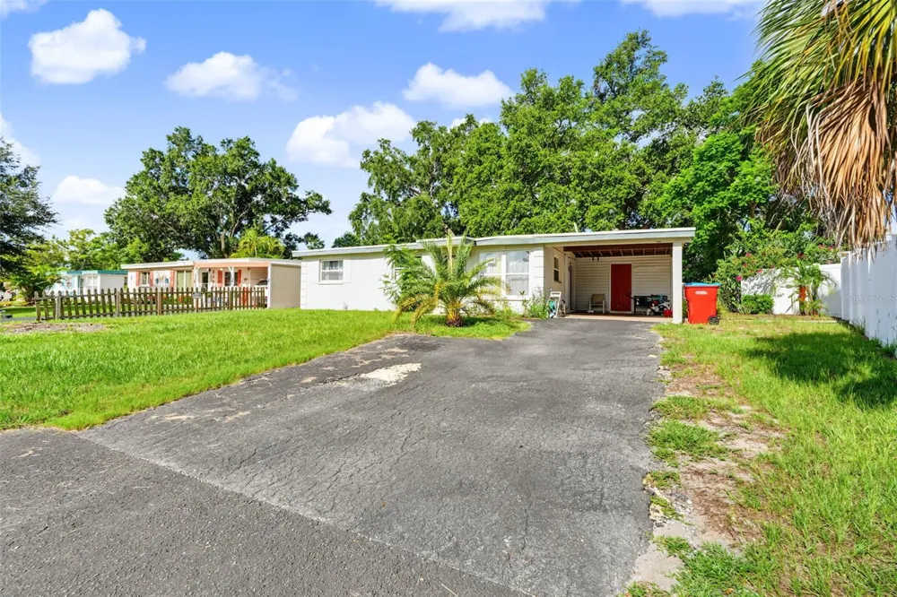 9374 84TH STREET Seminole, FL 33777