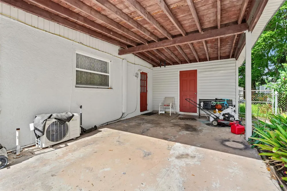9374 84TH STREET Seminole, FL 33777