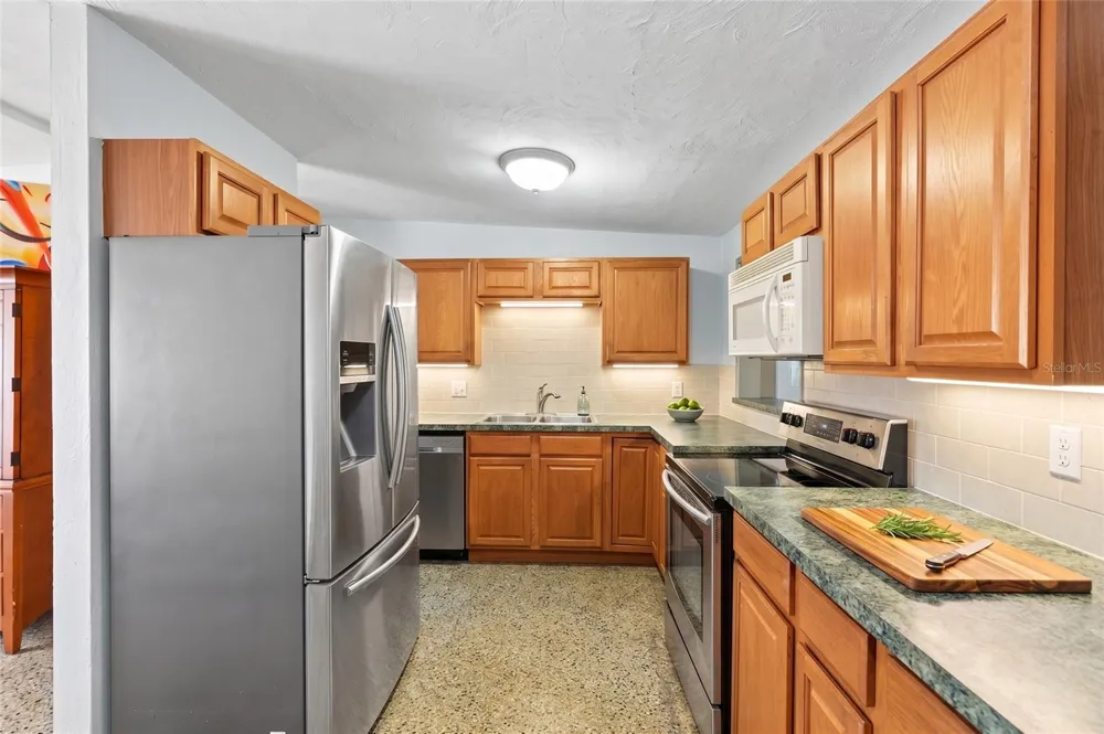 9374 84TH STREET Seminole, FL 33777