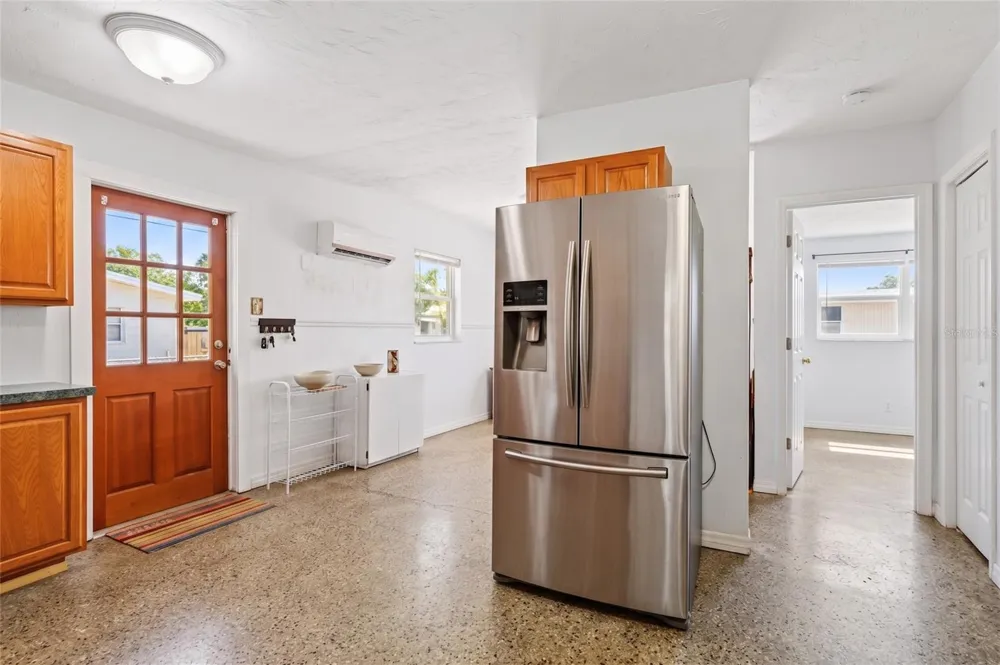9374 84TH STREET Seminole, FL 33777