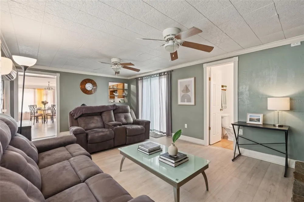9374 84TH STREET Seminole, FL 33777