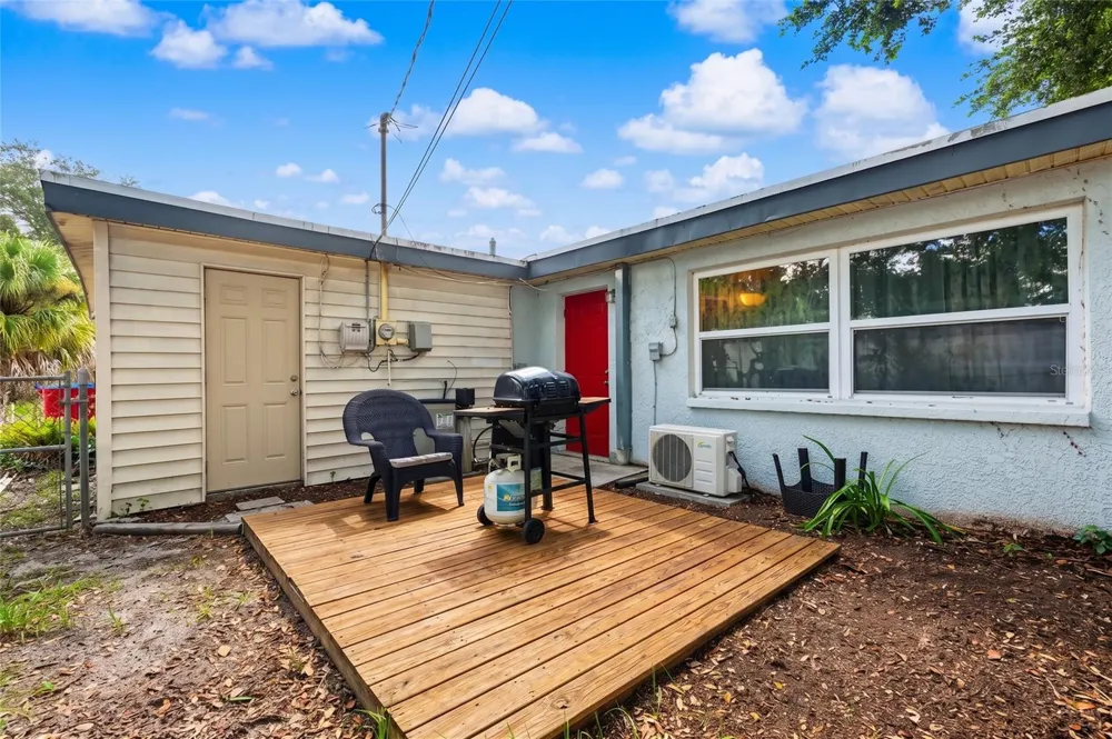 9374 84TH STREET Seminole, FL 33777