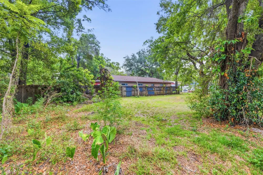 1706 E IDELL STREET Tampa, FL 33604