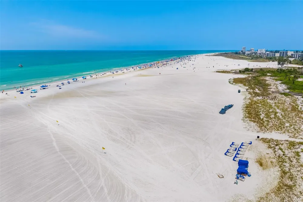 19 WHISPERING SANDS DRIVE #201 Sarasota, FL 34242