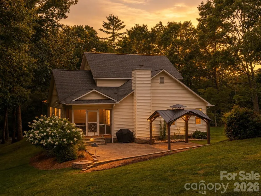 48 Main Trace Franklin, NC 28734