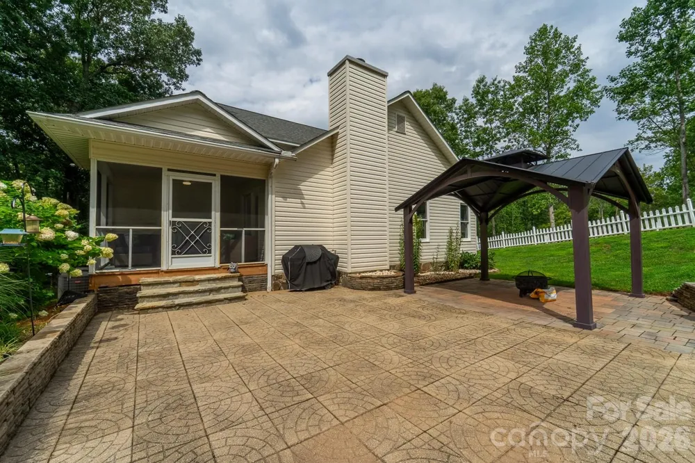48 Main Trace Franklin, NC 28734