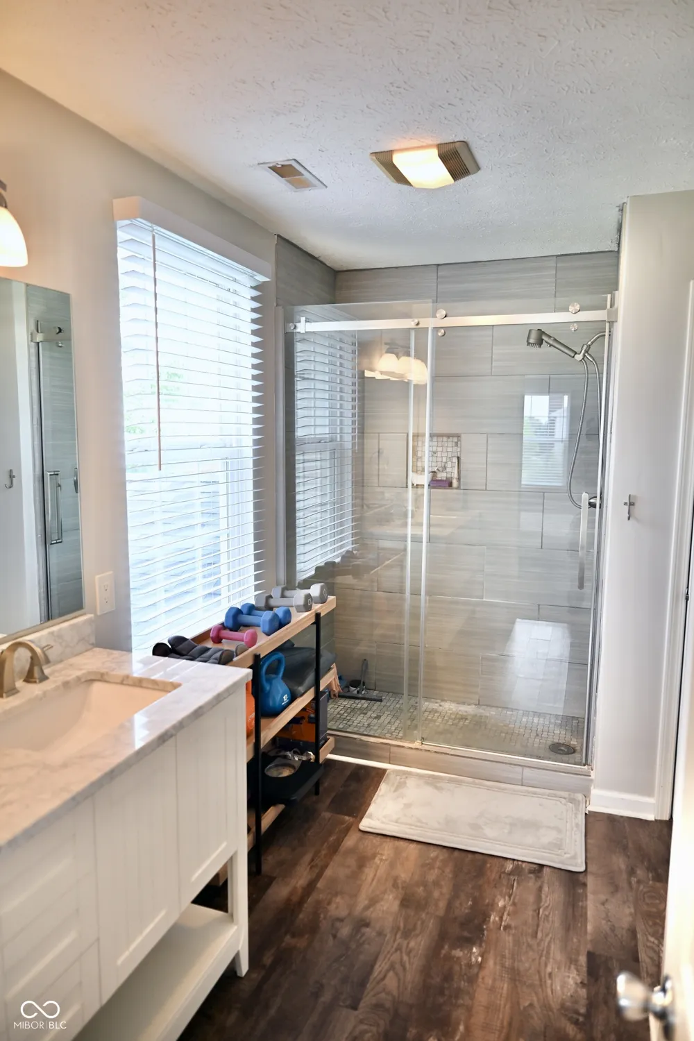 8330 Balmoral Lane Avon, IN 46123